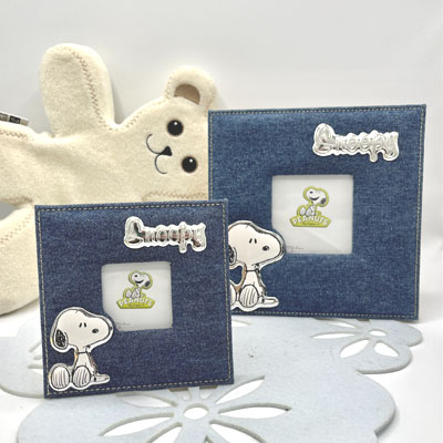 Cornici in argento: Cornice quadrata 5x5 Jeans Snoopy f.4