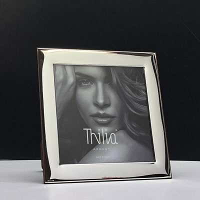 Cornici in argento: Cornice Minimal Quadrata in Argento Laminato