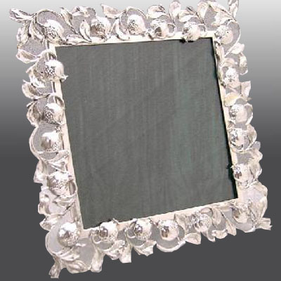 Cornici in argento: Cornice Argento Melograni in Fusione quadra 18x18
