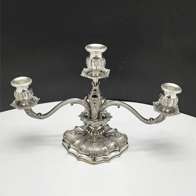 Cornici in argento: Candeliere Basso Stile Barocco a tre Fiamme Arg.800