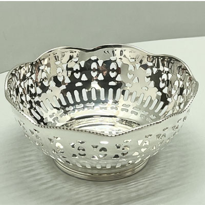 Cornici in argento: Cesto tondo traforato porta pane 16 cm in Sheffield 3445