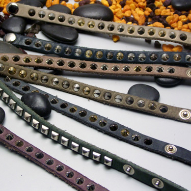 Bracciali in cuoio